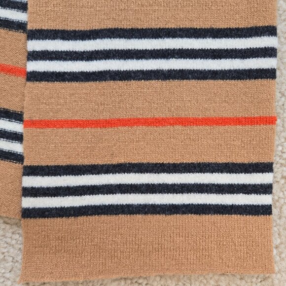 Burberry Rare Vintage KNIT Lambswool Scarf PERFECT - Picture 7 of 14